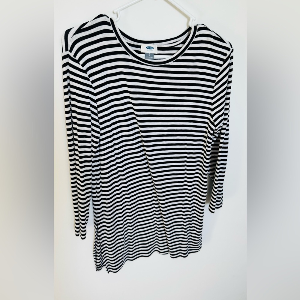 Old Navy Black and White Striped Top